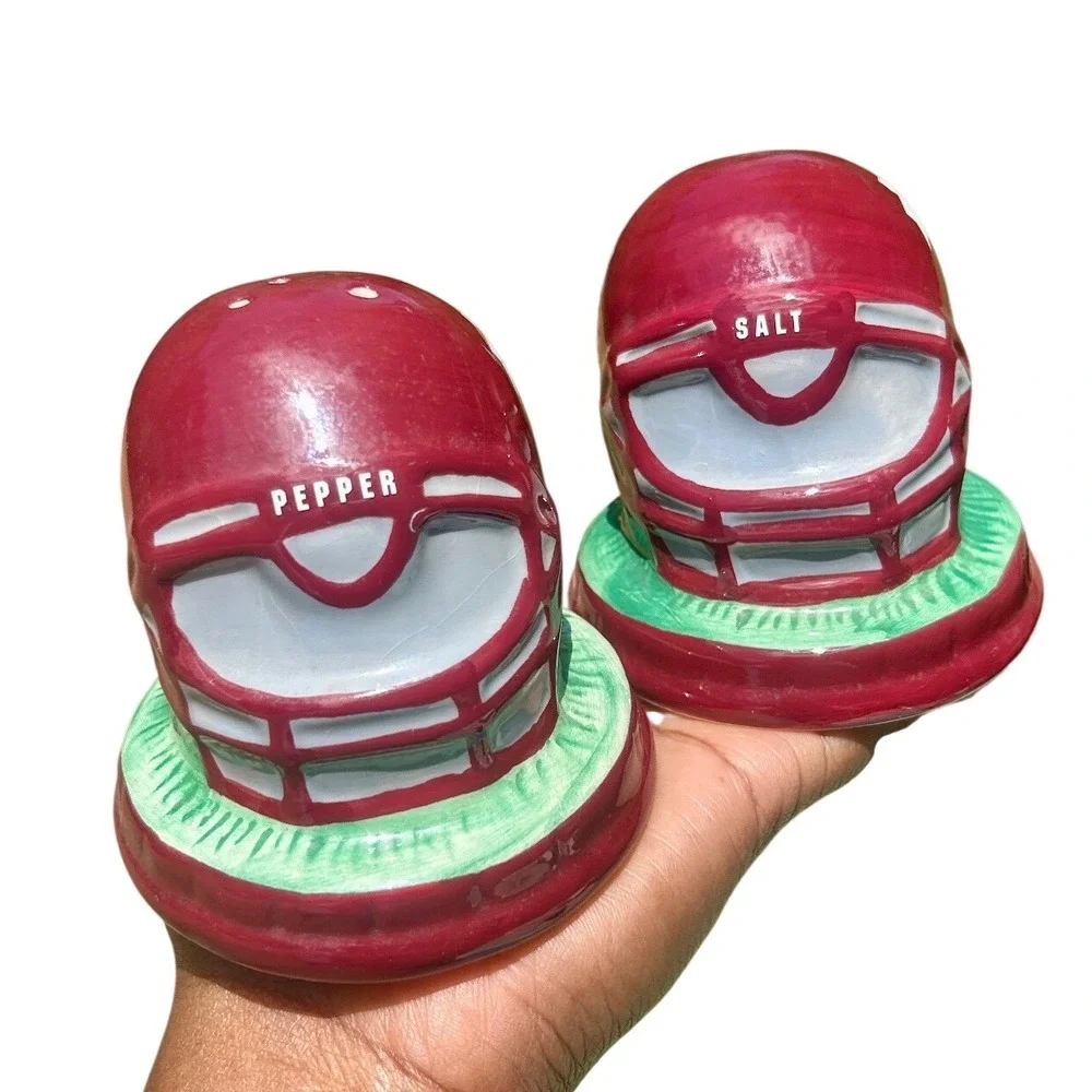 Memory Company Mississippi State Bulldogs Gameday Salt and Pepper Shakers SEC